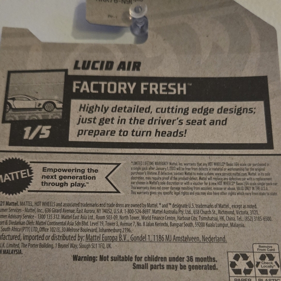 Lucid Air Hot Wheels Factory Fresh 1/5 Black - Picture 7 of 8